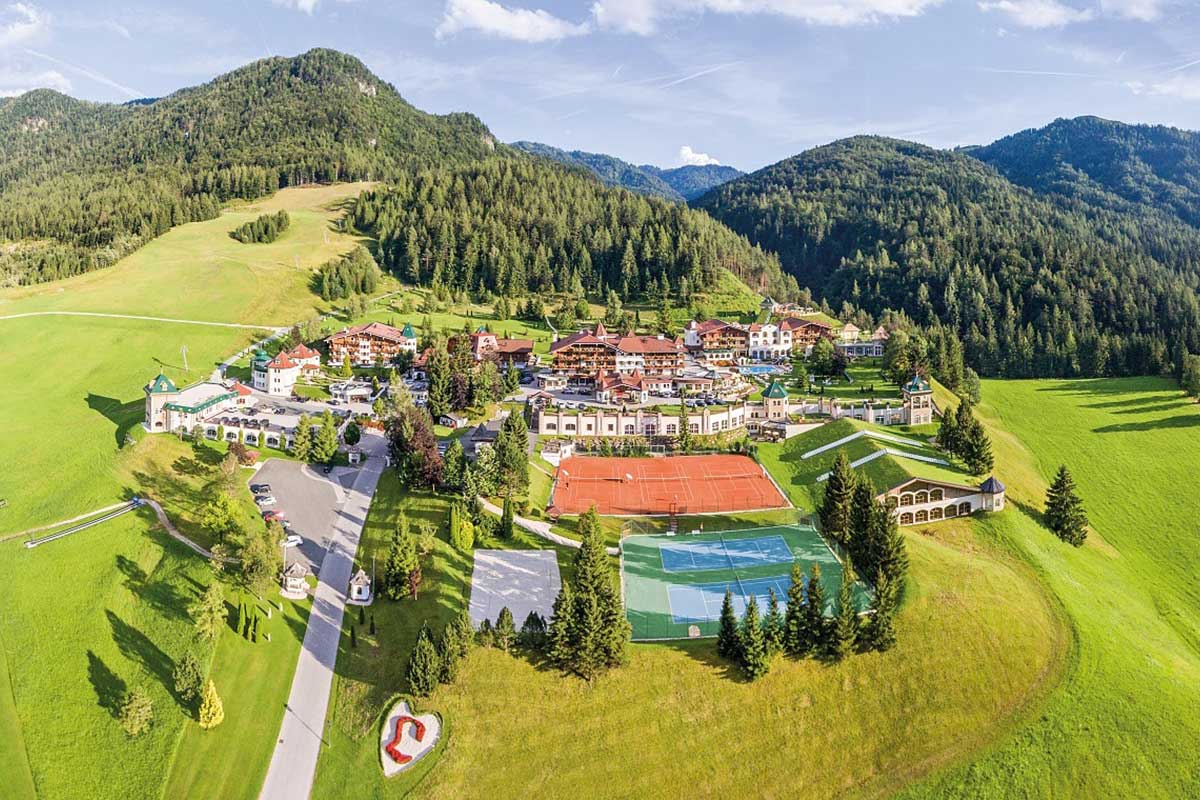 Tennishotel Laerchenhof Tirol Aussenansicht