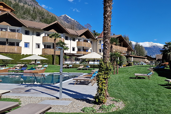 Travel report tennis hotel sonnenalm garden