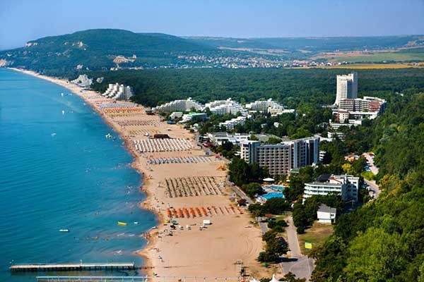 TennisTraveller-Tennishotel-FlamingoGrand-Albena-Ansichtgesamt