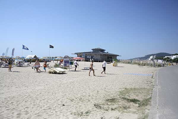 TennisTraveller-Tennis Hotel-FlamingoGrand-Albena-Beach