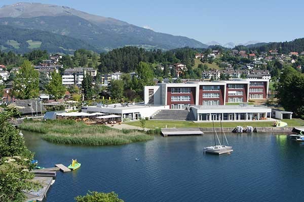 Tennishotel-Hotel-RoyalX-Kaernten-Ansicht-TennisTraveller