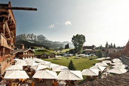 Tennishotel-Stanglwirt-Ausblick-Kaiserwiese