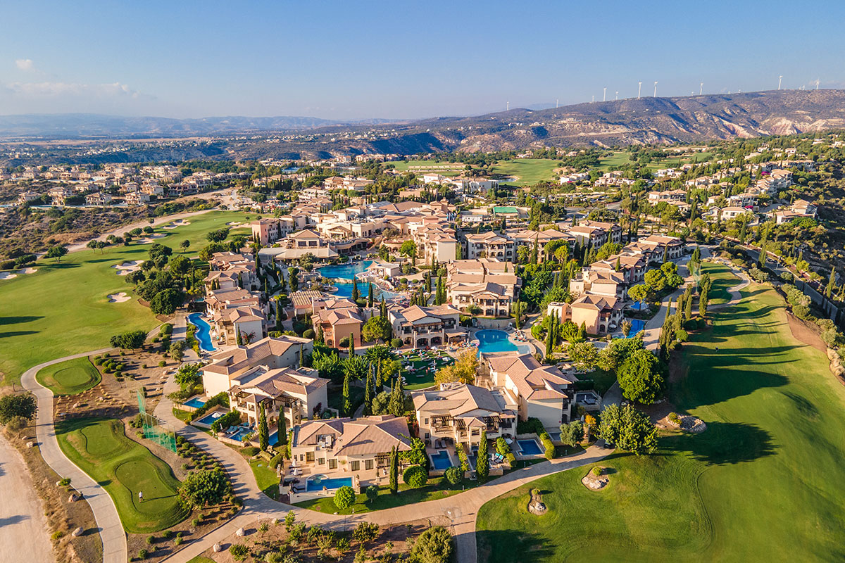 Tennishotel Aphrodite Hills Resort Ansicht 1200x800