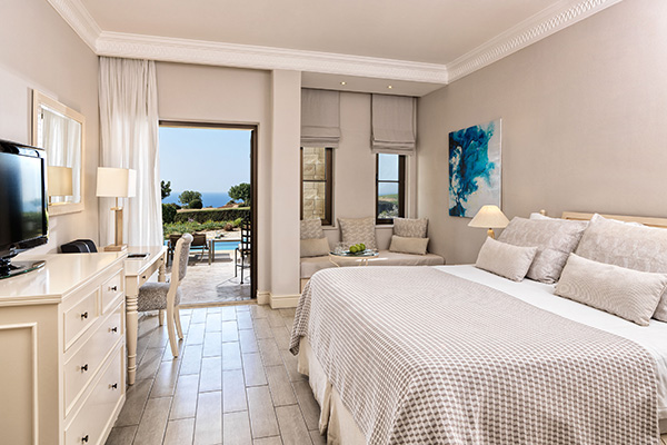 Tennishotel Aphrodite Hills Resort Swim up room