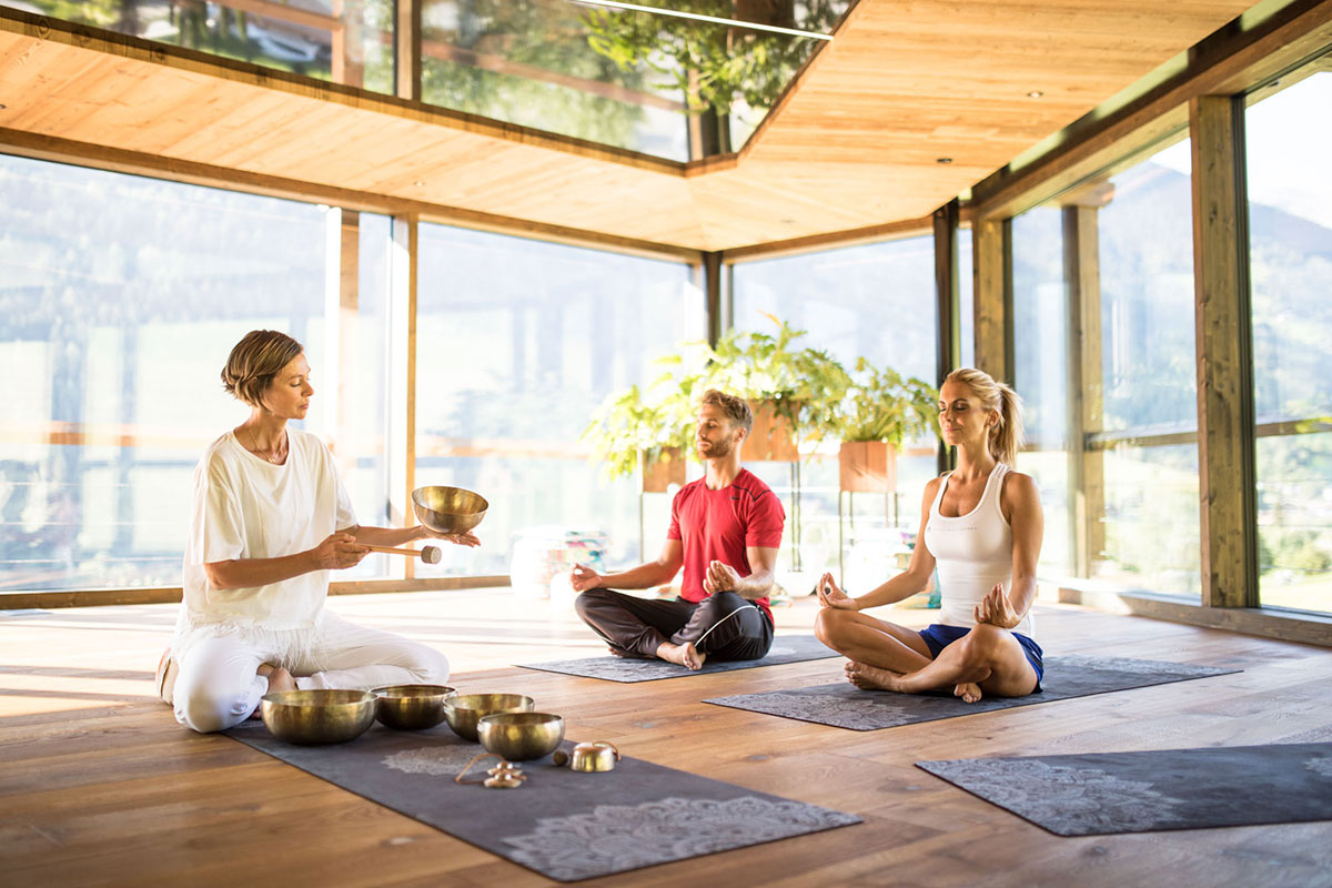 Tennis Hotel Andreus Resorts Singing bowl meditation