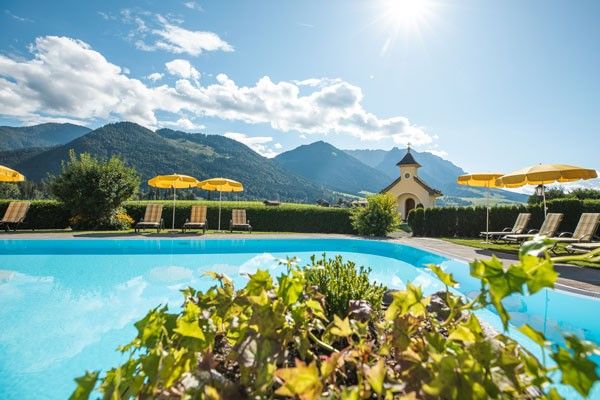 tennishotel seehof walchsee aussenpool