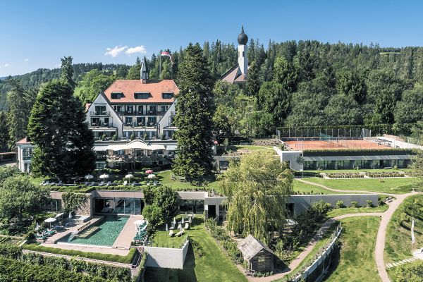 tennishotel parkhotel holzner suedtirol ansichtx800