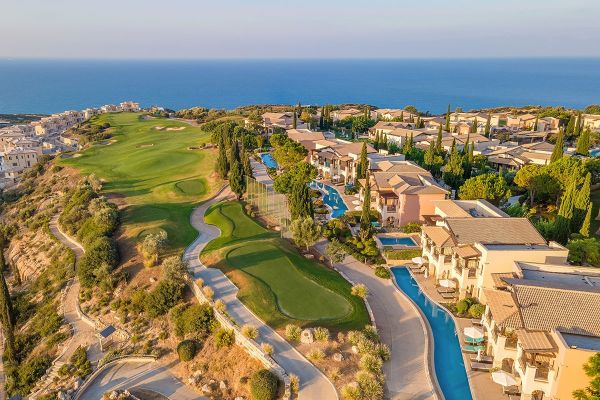 tennishotel aphrodite hills resort ansicht meerx800