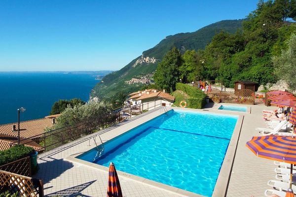 tennishotel la rotonda gardasee ansichtx800