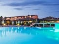 tennishotel garden toscana resort pool night