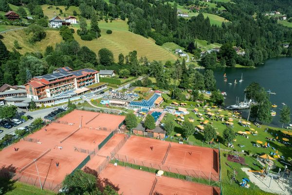 tennishotel brennsehof kaernten luftbild 1200x800