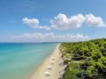 Tennishotel Sani Resort Strand TennisTraveller