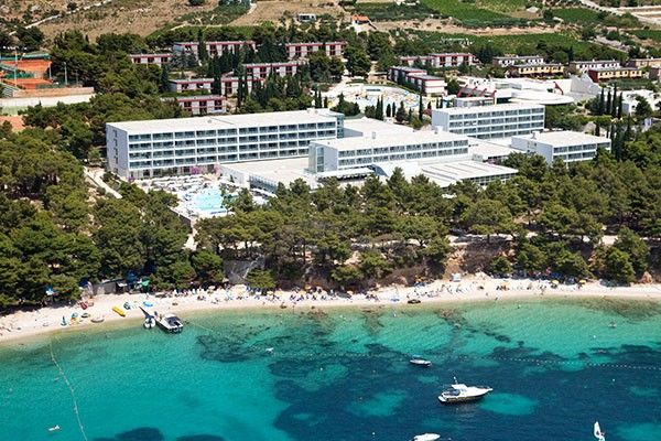 Bluesun Grandhotel Elaphusa Tennishotel Kroatien Ansicht