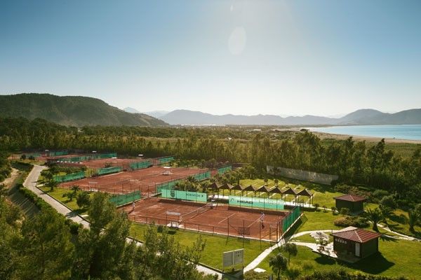 TennisTraveller Tennis Hotel Robinson Sarigerme tennis facility