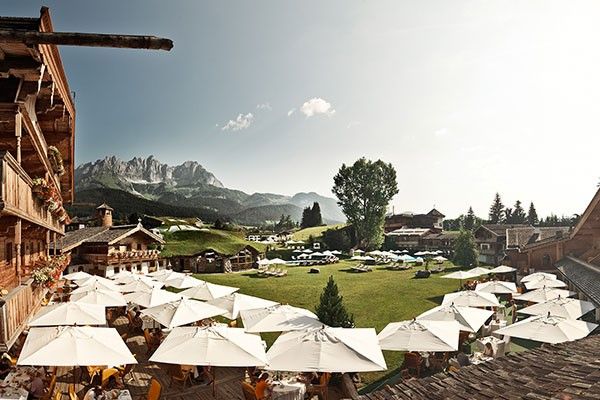 Tennishotel Stanglwirt Ausblick Kaiserwiese