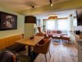 lechlife apartment and 2 living