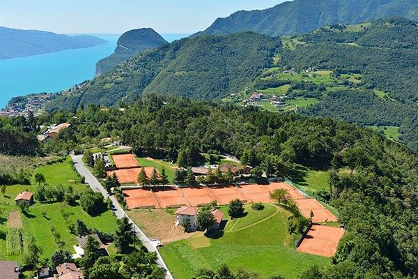 Tenniscamps Gardasee Go Tennisurlaub TennisTraveller Luftbild