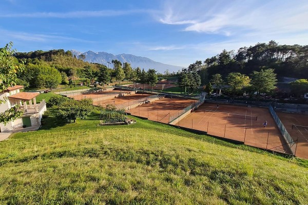 Gardasee-Wochenendcamps mit TAP Tennis and Padel in ...