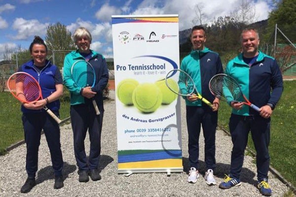 Tennis-Packages der Pro Tennisschool im LechLife Travelhouse