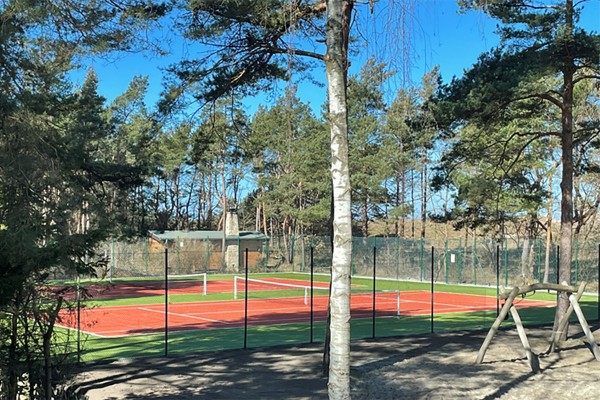 Tennis am Meer