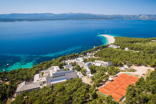 Gratis-Tennis im Zischka-Camp auf der Insel Brač