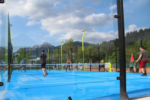 Padel-Kurzcamps in Tirol Bild 1