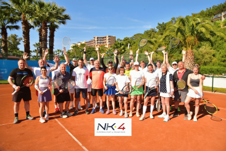 NK-4 - das European Fast-4 Tennis Race von Nicolas Kiefer Bild 1