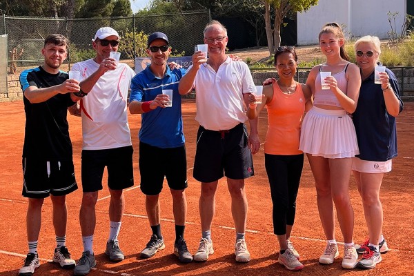 Tenniscamp zur Saisonvorbereitung mit JSL Reisen im ... Bild 1