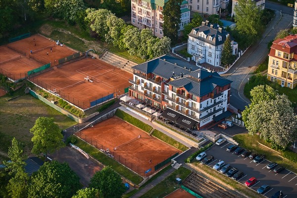 Tennisurlaub in Marienbad im Queens Hotel & Wellness