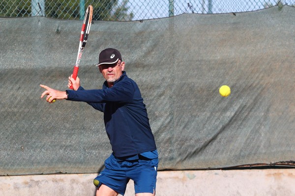 Tenniscamps für Erwachsene bei der Elite Tennis Academy ... Bild 1