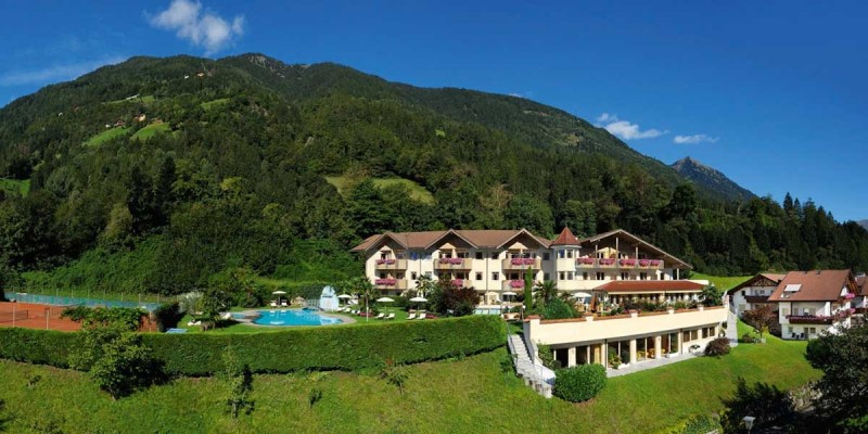 l tennistraveller tennis hotel sonnenalm italy general view