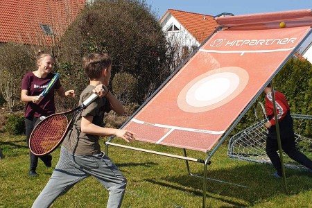 Hit partner tennis wall in everyday testing Figure 1