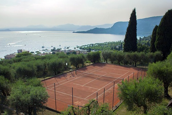 Tennisurlaub 2022 bei Bardolino am Gardasee mit der Tennissc ... Bild 1