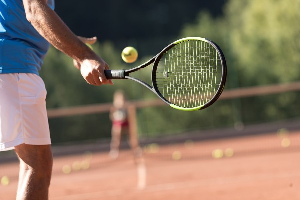 Saisonvorbereitung Tennishotel Quellenhof Luxury Resort ...
